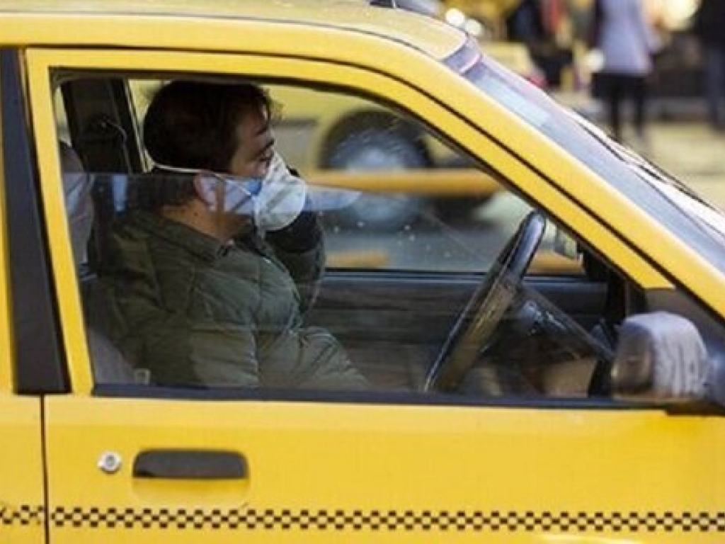 رانندگان تاکسی برای وام ۶ میلیونی کرونا ثبت نام کنند