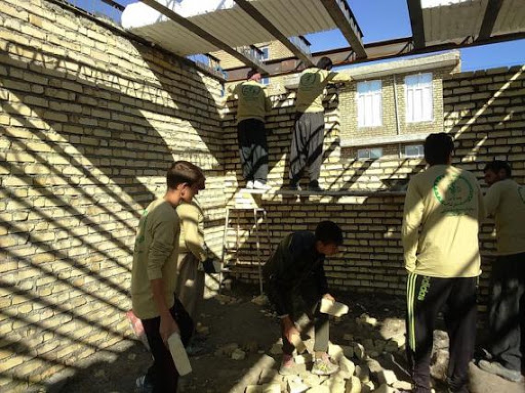 بازسازی جهادی خانه‌های فرسوده کرج